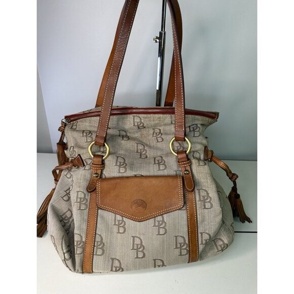 Dooney Bourke The Smith Bag Black Beige DB Logo Florentine Leather Large Tote - Picture 2 of 12